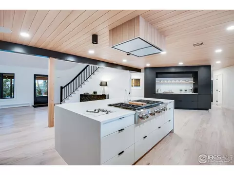 4795 Valhalla Dr, Boulder, CO 80301 photo 10