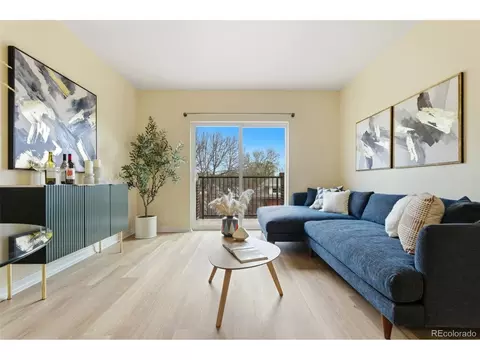 1623 Saint Paul St #405, Denver, CO 80206