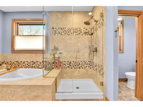 Bath - 5365 Eldridge St, Arvada, CO 80002 photo 2 of 5