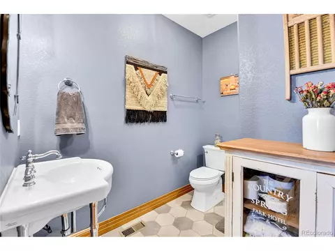 Bath - 5365 Eldridge St, Arvada, CO 80002 photo 3 of 5