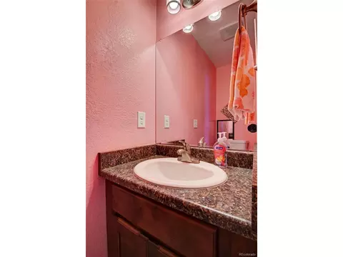 4877 Duluth Ct, Denver, CO 80239 photo 14