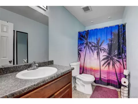 4877 Duluth Ct, Denver, CO 80239 photo 15