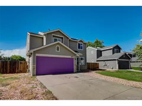 4877 Duluth Ct, Denver, CO 80239 photo 2