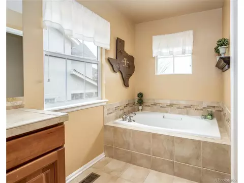 23785 E Powers Dr, Aurora, CO 80016 photo 23
