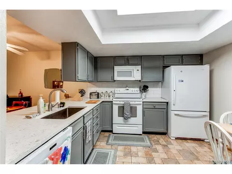 13657 Evans Ave, Aurora, CO 80014 photo 11