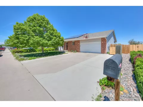 471 E 19th St, Greeley, CO 80631 photo 2