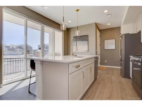 23537 E 5th Pl, Aurora, CO 80018 photo 9