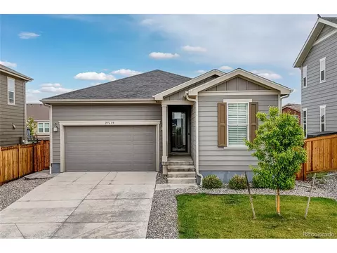 27639 E 7th Ln, Aurora, CO 80018
