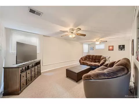 2858 E Peakview Cir, Centennial, CO 80121 photo 18