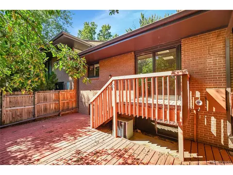 Exterior - 1533 Bradley Dr, Boulder, CO 80305 photo 5 of 7