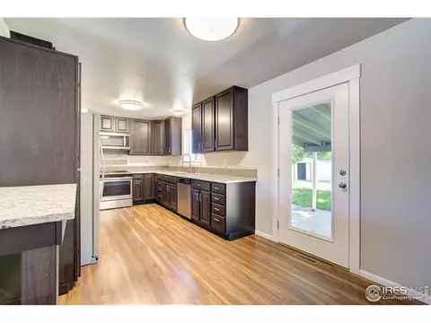 910 Mesa Ct, Windsor, CO 80550 photo 9