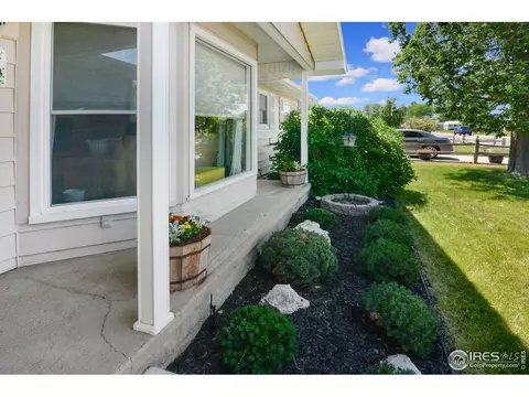 320 Delaware St, Sterling, CO 80751 photo 2