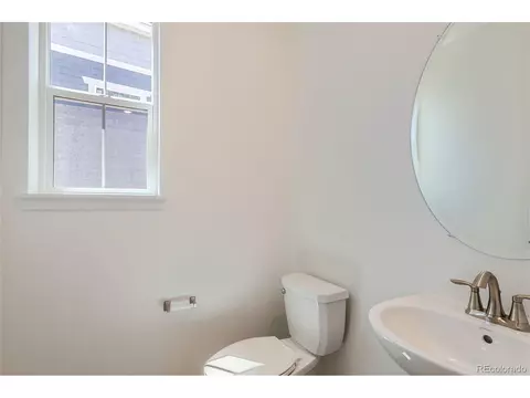 24485 Evans Dr, Aurora, CO 80018 photo 7