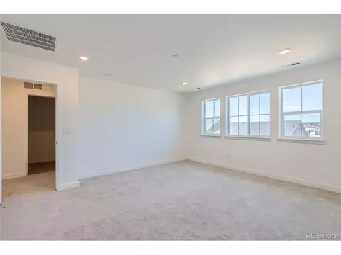 24485 Evans Dr, Aurora, CO 80018 photo 9