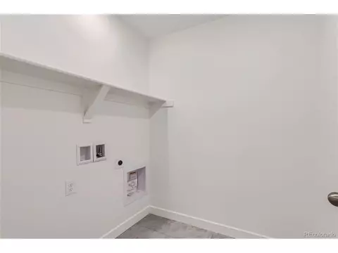 24485 Evans Dr, Aurora, CO 80018 photo 18