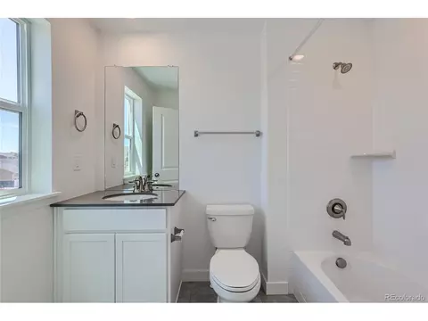 24485 Evans Dr, Aurora, CO 80018 photo 13