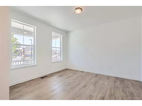 24485 Evans Dr, Aurora, CO 80018 photo 6