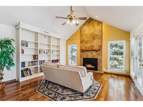 8962 Sunset Ridge Ct, Highlands Ranch, CO 80126