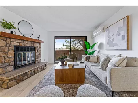 4273 S Salida Way #4, Aurora, CO 80013