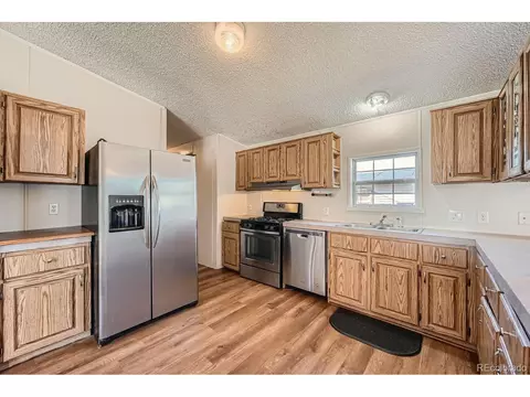 715 2nd, Bennett, CO 80102 photo 7