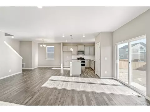 204 S Uriah St, Aurora, CO 80018 photo 6