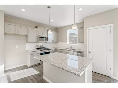 204 S Uriah St, Aurora, CO 80018 photo 12