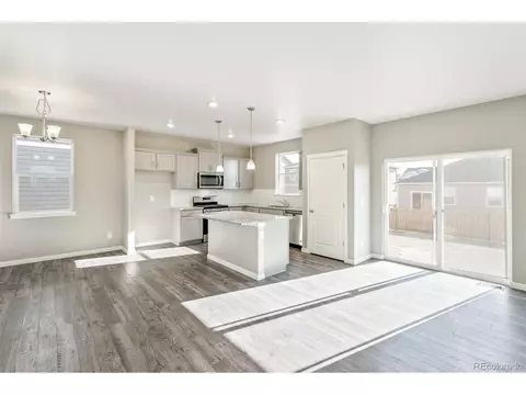 204 S Uriah St, Aurora, CO 80018 photo 9