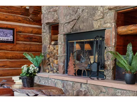 381 Wichita Rd, Lyons, CO 80540 photo 4