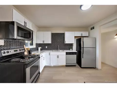 12265 E 13th Ave, Aurora, CO 80011 photo 9