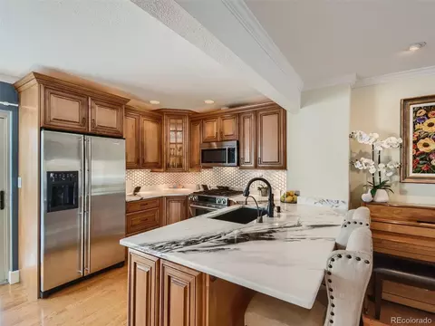 4610 W Pondview Dr, Littleton, CO 80123