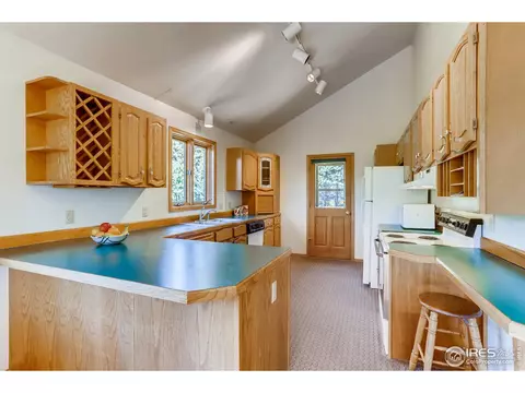 13780 N Saint Vrain Dr, Lyons, CO 80540 photo 15