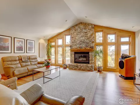 691 Gray Mountain Dr, Lyons, CO 80540 photo 4