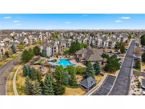 View/Area - 18939 E Warren Cir #E302, Aurora, CO 80013 photo 3 of 5