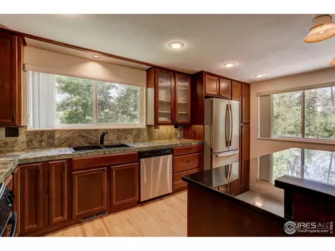 4586 Apple Way, Boulder, CO 80301 photo 8