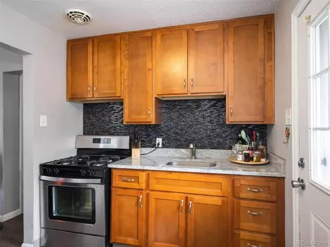 1630 E 30th Ave, Denver, CO 80205 photo 10