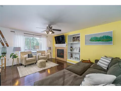 19968 E Garden Dr, Centennial, CO 80015 photo 5