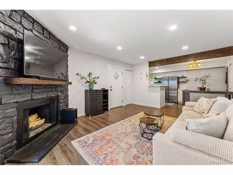 12055 E Harvard Ave #17-102, Aurora, CO 80014