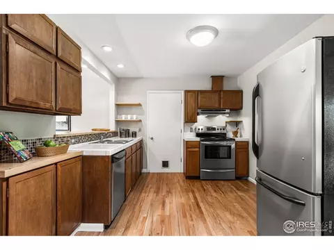 3675 Cloverleaf Dr, Boulder, CO 80304 photo 10
