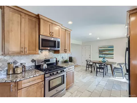8302 E Lehigh Dr, Denver, CO 80237 photo 9