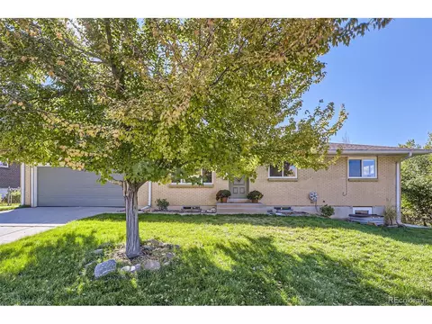 8302 E Lehigh Dr, Denver, CO 80237 photo 2