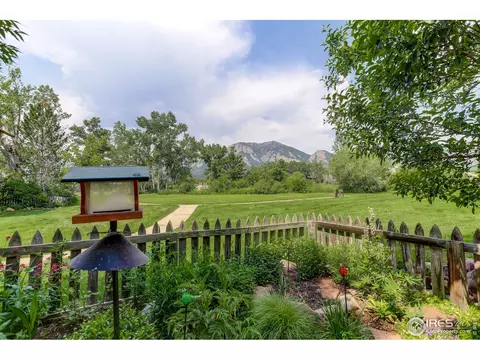 3558 Smuggler Way, Boulder, CO 80305 photo 4