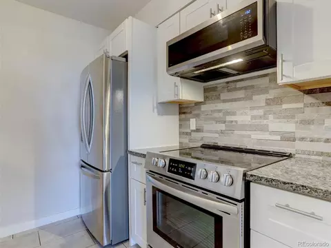 Kitchen - 579 Wright St #202, Lakewood, CO 80228 photo 2 of 4