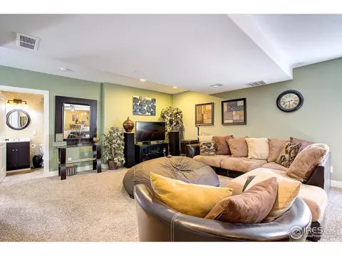 165 Redcloud Ave, Berthoud, CO 80513 photo 22