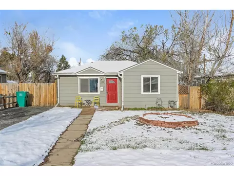 1125 Newark St, Aurora, CO 80010