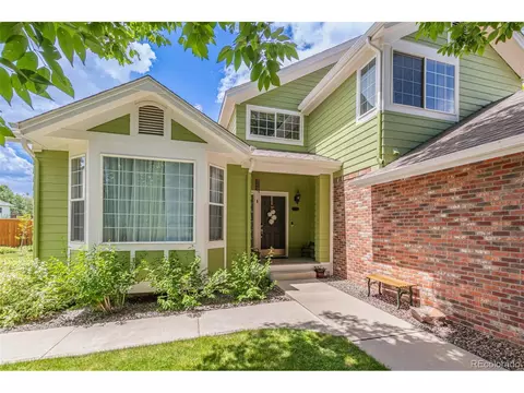 392 Driftwood Cir, Lafayette, CO 80026