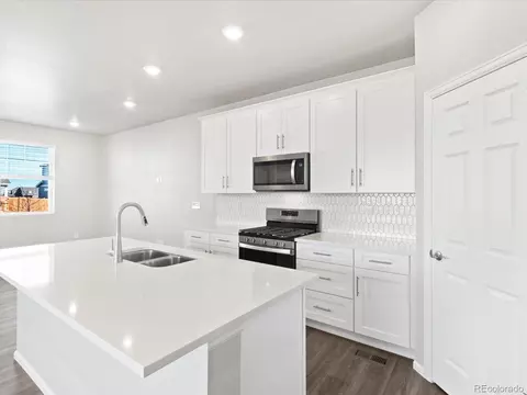 259 E 4th St, Berthoud, CO 80513 photo 17