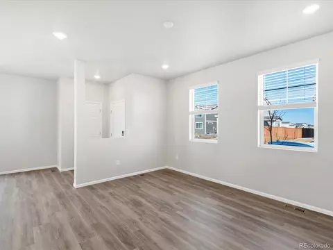 259 E 4th St, Berthoud, CO 80513 photo 11