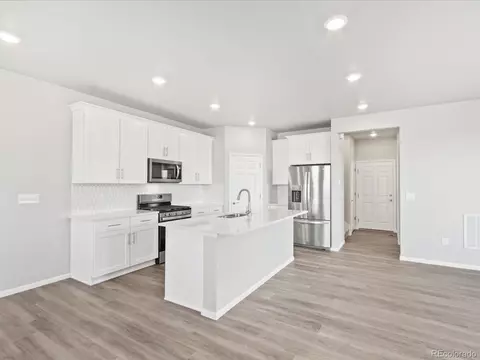 259 E 4th St, Berthoud, CO 80513 photo 13