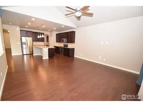 2910 Big Thunder Rd, Berthoud, CO 80513 photo 3