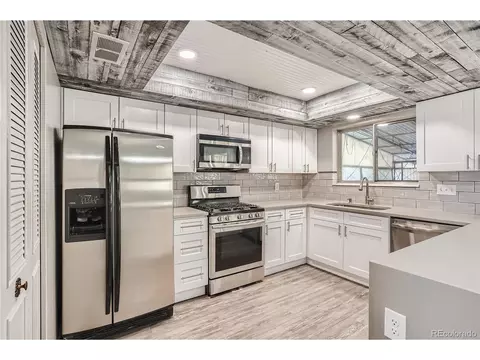9152 E Lehigh St, Denver, CO 80237 photo 3